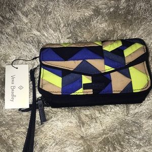 Vera Bradley wristlet/crosssbody
